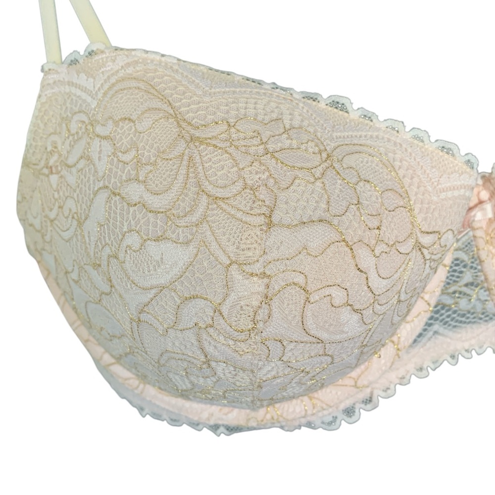 Underwire Pushup Bra in Pale Pink - Picture 3 of 7